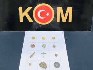 Suçüstü Yakalanan 2 Tarihi Eser Kaçakçısı Tutuklandı