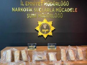 Aracın Yakıt Deposundan Uyuşturucu Çıktı