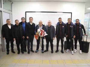 Sivasspor Kafilesi 5 Eksikle Alanya’da