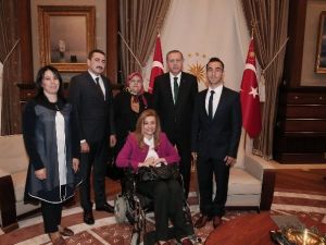 Cumhurbaşkanı Erdoğan’dan Engelli Milletvekili Karaburun’a Özel İlgi