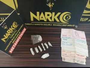 Manisa’da Uyuşturucudan 2 Tutuklama
