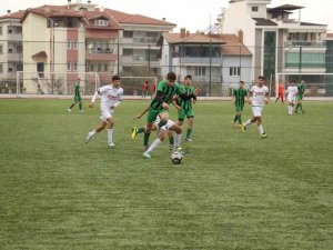 Denizlispor Rakibini Mağlup Ederek Lider Oldu