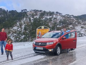 Karın Keyfi Tuzlabeli Geçidinde Yaşandı