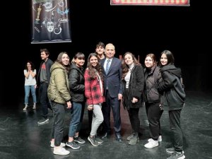 Bu Şehirde Gençlerin Üniversite Sınav Ücreti Yok