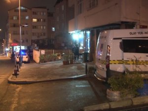 İ̇stanbul’da Silahlı Saldırı Kamerada: Silahla Karşılık Verince Çatışma Çıktı