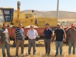 Anıza Ekim Bayburt Çiftçisinden Geçer Not Aldı