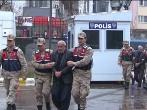 Olay Yerindeki Traktör Lastik İzinden Yola Çıkan Ekipler, 14 Yıl Sonra Cinayet Zanlılarını Yakaladı