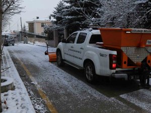 Gölbaşı Belediyesi Karla Mücadele Ekipleri Sahada