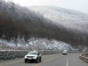 Kırklareli’nin Yüksek Kesimlerinde Kar Etkisi Sürüyor
