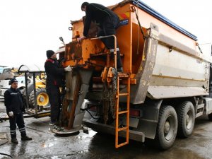 Düzce Belediyesi’nden Kar Teyakkuzu