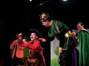 Konyaaltı’ndan Çocuklara Yarıyıl Hediyesi