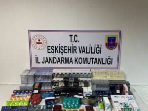 Kaçak Sigara Satan Şahıs Jandarma Ekiplerince Yakalandı