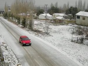 Kış Yeni Geldi, Mersin’de Kar Yağışı