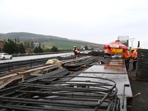 Vali Yılmaz, Otoban Bağlantı Yolu Yapım Çalışmalarını İnceledi