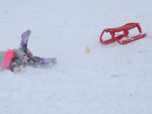 Başkent’te Beklenen Kar Yağışının Ardından Kayak Sezonu Açıldı