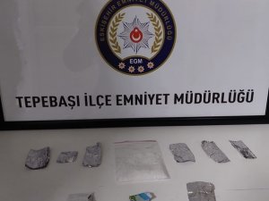 Şüphelenilerek Durdurulan Şahsın Üzerinden Uyuşturucu Madde Çıktı