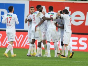 Yiğidolar Ligde 5. Galibiyetini Aldı