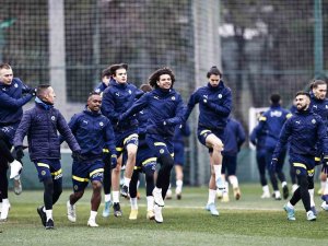 Fenerbahçe, Adana Demirspor Maçı Hazırlıklarını Sürdürdü