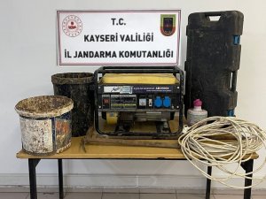 Kayseri’de İzinsiz Kazı Operasyonu: 3 Gözaltı