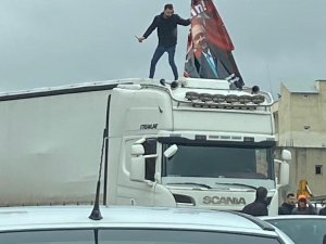 Chp’liler Kendilerini Yalanladı: Önce Polisi Ve Suçladılar, Sonra Özür Dilediler