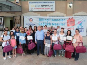 Hamilelik Okulu Ve Evlilik Okulu Kayıtları Sürüyor