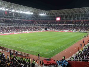 Sivasspor - Beşiktaş Maçının Biletleri Satışa Çıktı