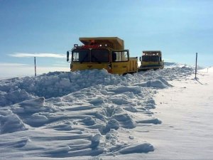 Kayseri’de Yoğun Kardan Dolayı Ulaşıma Kapanan 208 Mahalle Yolu Açıldı