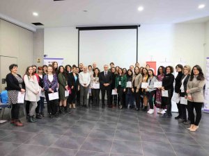 ‘Kadın’ İstihdamı İçin İ̇zmir’den Avrupa’ya Örnek Adım