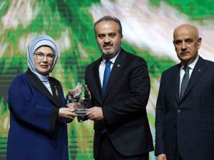 Bursa Su Verimliliğinde Zirvede...ödülü Emine Erdoğan Verdi