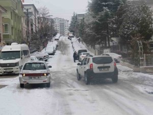Başkent’te Kar Yağışı Etkili Oldu