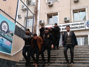 Fabrikada Silah Dayayıp Gasp Etmişlerdi: Aynı Gün Yakalandılar