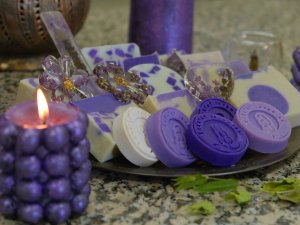 Karatay Lavantasına Kadın Eli Değdi