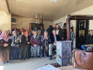 Ardahanlı Kadın Çiftçilere "Buzağı Bakımı" Eğitimi