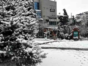 Develi Beyaza Büründü