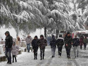 Ordu’da Kar Güzelliği: Boztepe Beyaz Gelinliğini Giydi