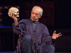 Genco Erkal’ın Yeni Oyunu "İ̇mparator", Şubat Ayı Boyunca İ̇stanbul’da "Perde" Diyecek