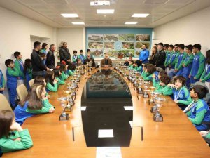 Çayırova’nın Başarılı Sporcularından Bir Ayda 226 Madalya 39 Kupa