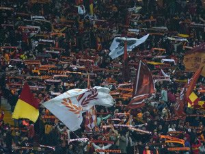 Spor Toto Süper Lig: Galatasaray: 0 - Ümraniyespor: 1 (Maç Devam Ediyor)