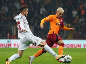 Spor Toto Süper Lig: Galatasararay: 3 - Ümraniyespor: 2 (Maç Sonucu)