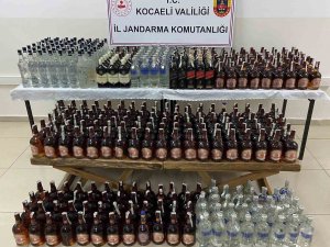 İ̇ş Yerinde 425 Şişe Gümrük Kaçağı Alkol Ele Geçirildi