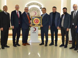 Karslıoğlu: “Kızılay’a Hep Destek Tam Destek Olacağız”