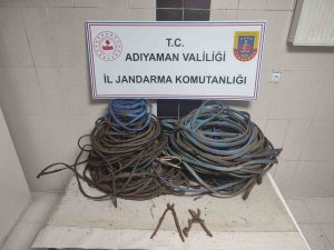 Su Motorlarının Kablolarını Çalan 2 Şahıs Yakalandı