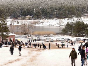 Simav Gölcük Yaylasında Kızak Pisti Hizmete Girdi