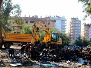 Hurdacıların Çöp Dağlarına Belediye Operasyonu