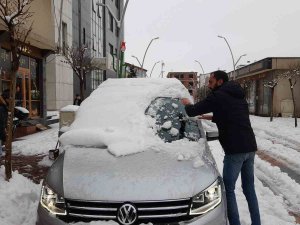 Kulp Beyaz Örtüyle Kaplandı