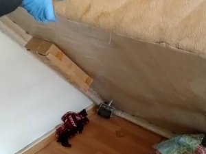 Konya’da Baskın Yapılan Evdeki Yatağın Altından Uyuşturucu Çıktı