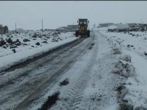 Belediye Harekete Geçti, Karacadağ Bölgesinin Yolları Kapanmadan Açıldı