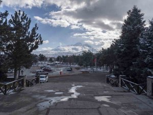 Büyükşehir, 5,5 Saatte 236 Mahalle Yolunu Ulaşıma Açtı, Kapalı Yol Bırakmadı