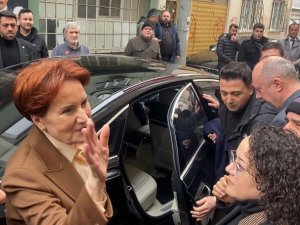 Meral Akşener, Sinan Ateş’in Ailesini Ziyaret Etti