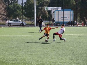 Efeler Cup, Kıyasıya Mücadeleye Sahne Oluyor